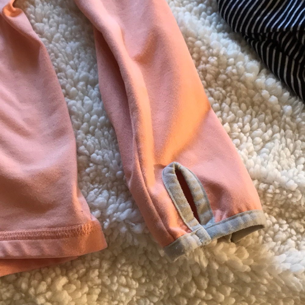peach pullover - Picture 3 of 3
